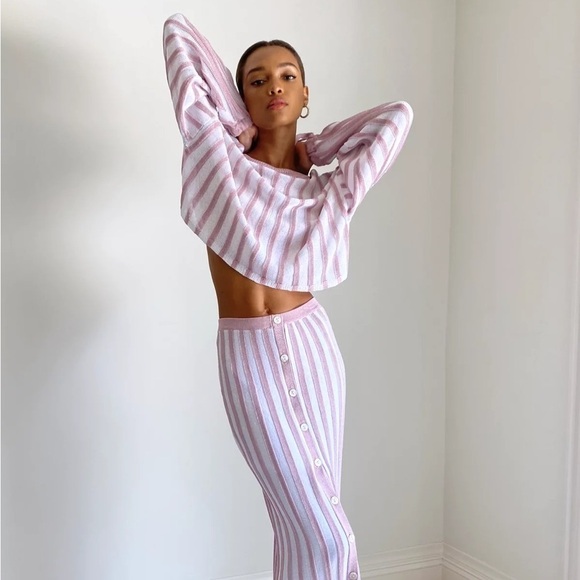 Aritzia 1-01 Babaton Statement Sleeve Sweater size XS - Picture 7 of 7